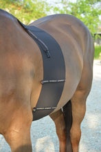 Load image into Gallery viewer, Fascia di rispetto LoveHorses shop del cavallo