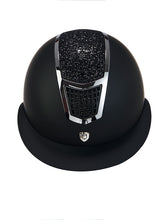 Carica l'immagine nel visualizzatore di Gallery, Casco a visiera larga "Eclipse" con brillantini Equestro shop del cavallo