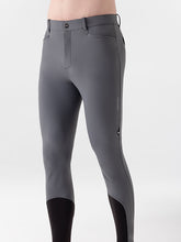 Load image into Gallery viewer, Pantaloni da uomo "Edek" grigio con grip al ginocchio Equiline shop del cavallo
