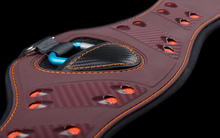 Carica l'immagine nel visualizzatore di Gallery, Sottopancia marrone a caramella sagomato "eSapphire" eQuick shop del cavallo