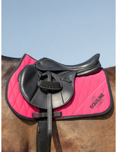 Load image into Gallery viewer, Sottosella da salto "Cortec" ciliegia Equiline shop del cavallo