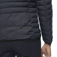 Carica l'immagine nel visualizzatore di Gallery, Giubbotto da uomo Red Stripe CT Team shop del cavallo