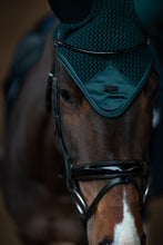 Carica l&#39;immagine nel visualizzatore di Gallery, Cuffia Dramatic Monday Equestrian Stockholm shop del cavallo
