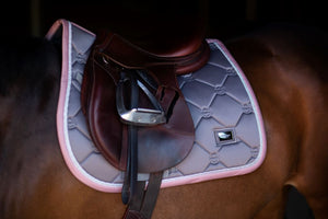 Sottosella da salto Dusty Pink Equestrian Stockholm shop del cavallo