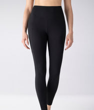 Load image into Gallery viewer, Leggings da donna con grip al ginocchio &quot;Gadrikh Glamour&quot; nero Equiline shop del cavallo
