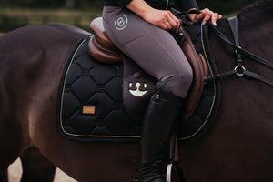 Sottosella da salto Black Gold Equestrian Stockholm