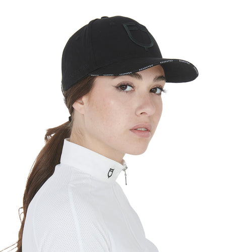 Cappellino da baseball nero con logo nero shop del cavallo