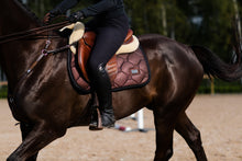 Carica l&#39;immagine nel visualizzatore di Gallery, Sottosella da salto Mahogany Equestrian Stockholm shop del cavallo
