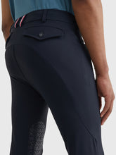 Carica l&#39;immagine nel visualizzatore di Gallery, Pantaloni da uomo Tommy Hilfiger shop del cavallo
