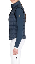 Carica l&#39;immagine nel visualizzatore di Gallery, Gilet da donna &quot;Ebice&quot; Equiline shop del cavallo
